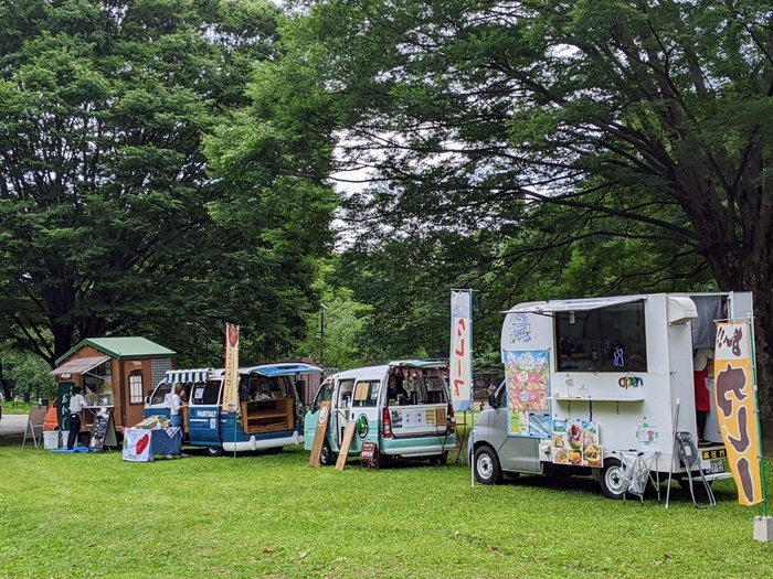 キッチンカー(過去出店の様子)