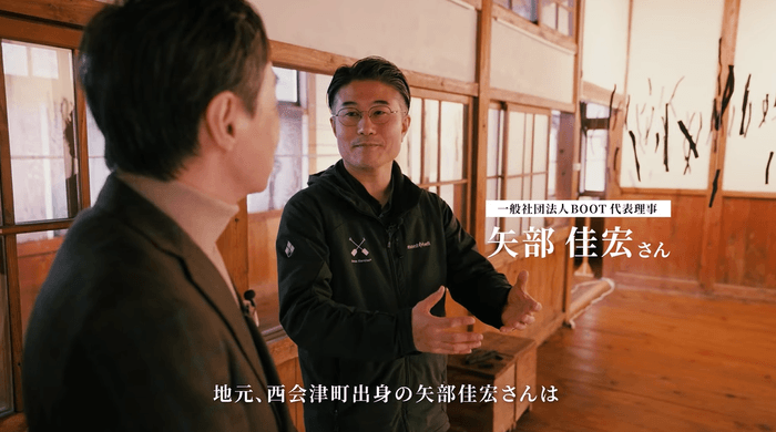 地域づくりを推進する矢部さん　　