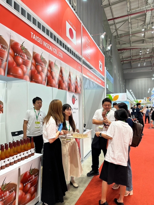 国際展示会に参加する様子