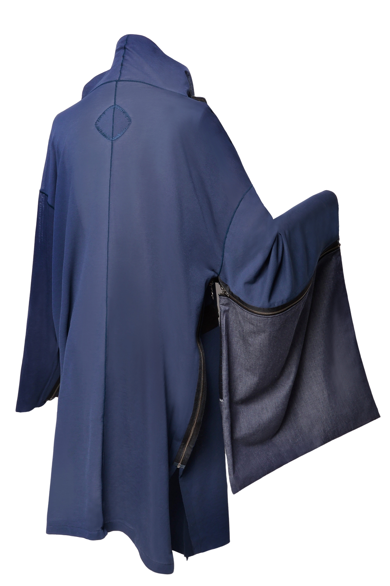 クッションカバーをキモノ袖として使用した例(背面)2