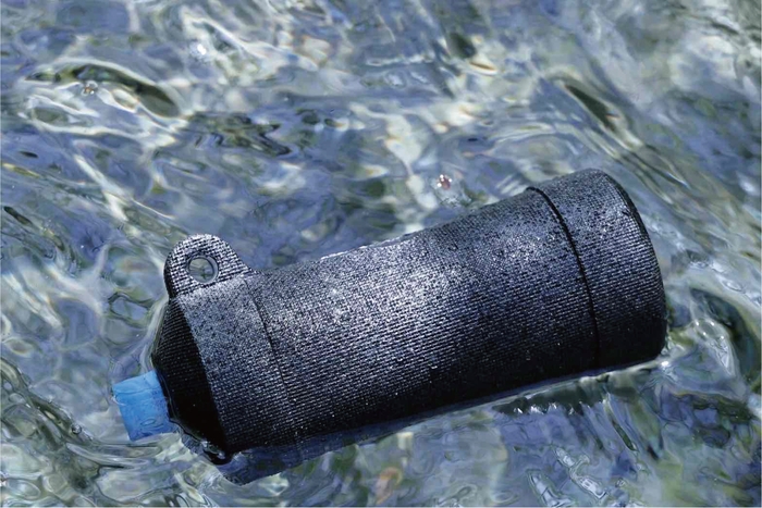 万が一水に落としても安心な耐水&フロート機能