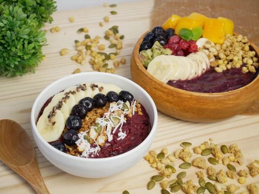 人気の“アサイーボウル”を、 即日でデザートメニューに導入出来る 「フルーツたっぷりアサイーボウルベース」を新発売！！