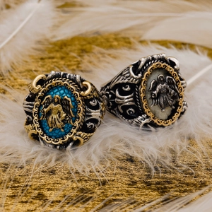 -Dennis Pollicino氏への敬意を込め- 2025年12月13日に「LEATHERS AND TREASURES」が 新作リングとエンジェルパーツを発売