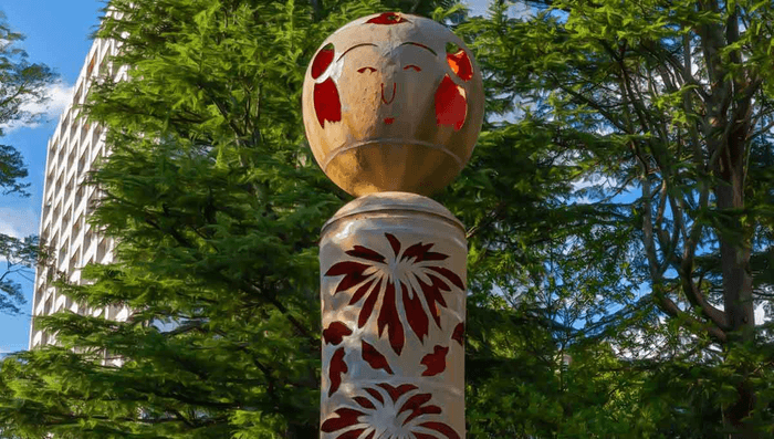西公園|こけし塔