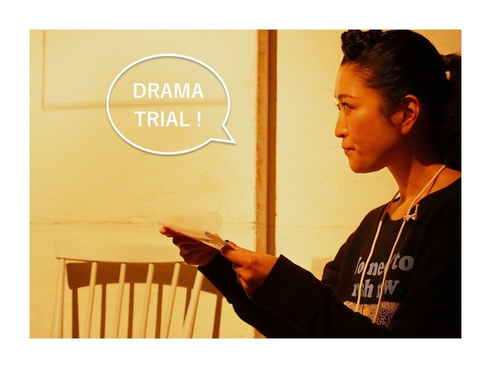 体験中のお客様(ロゴあり)