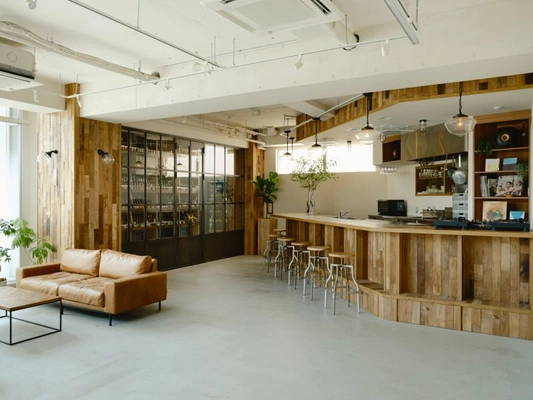 日本酒がもっと好きになるイベント「夏酒・生酒試飲会」を 8月3日(日) 南青山・Casa ZIZOで開催