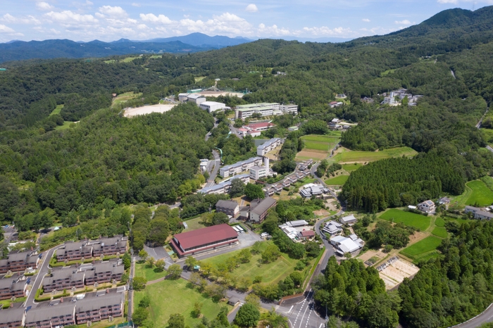 麗澤瑞浪中学・高等学校 敷地はナゴヤドーム60個分