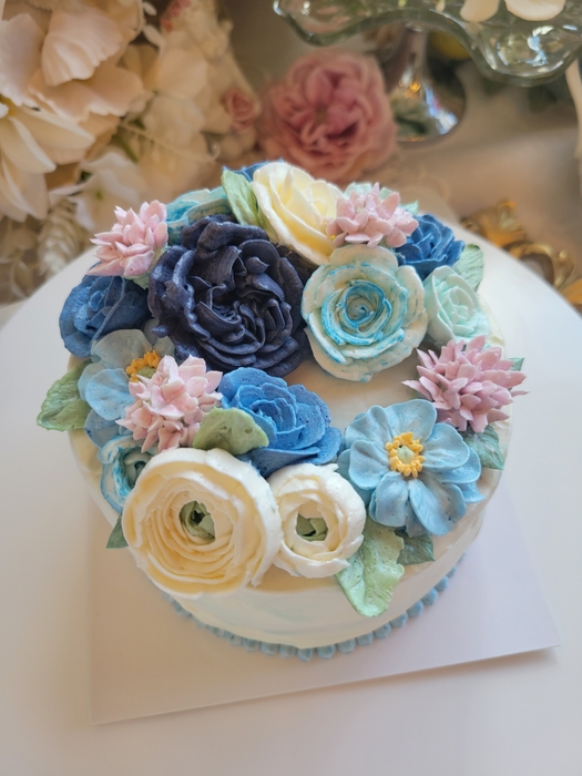 4号サイズ 生+バタークリーム