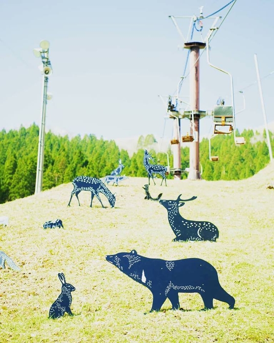 切り絵作家 早川鉄兵「どうぶつアートの森」 ※写真イメージ