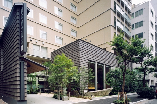 庭のホテル 東京 外観
