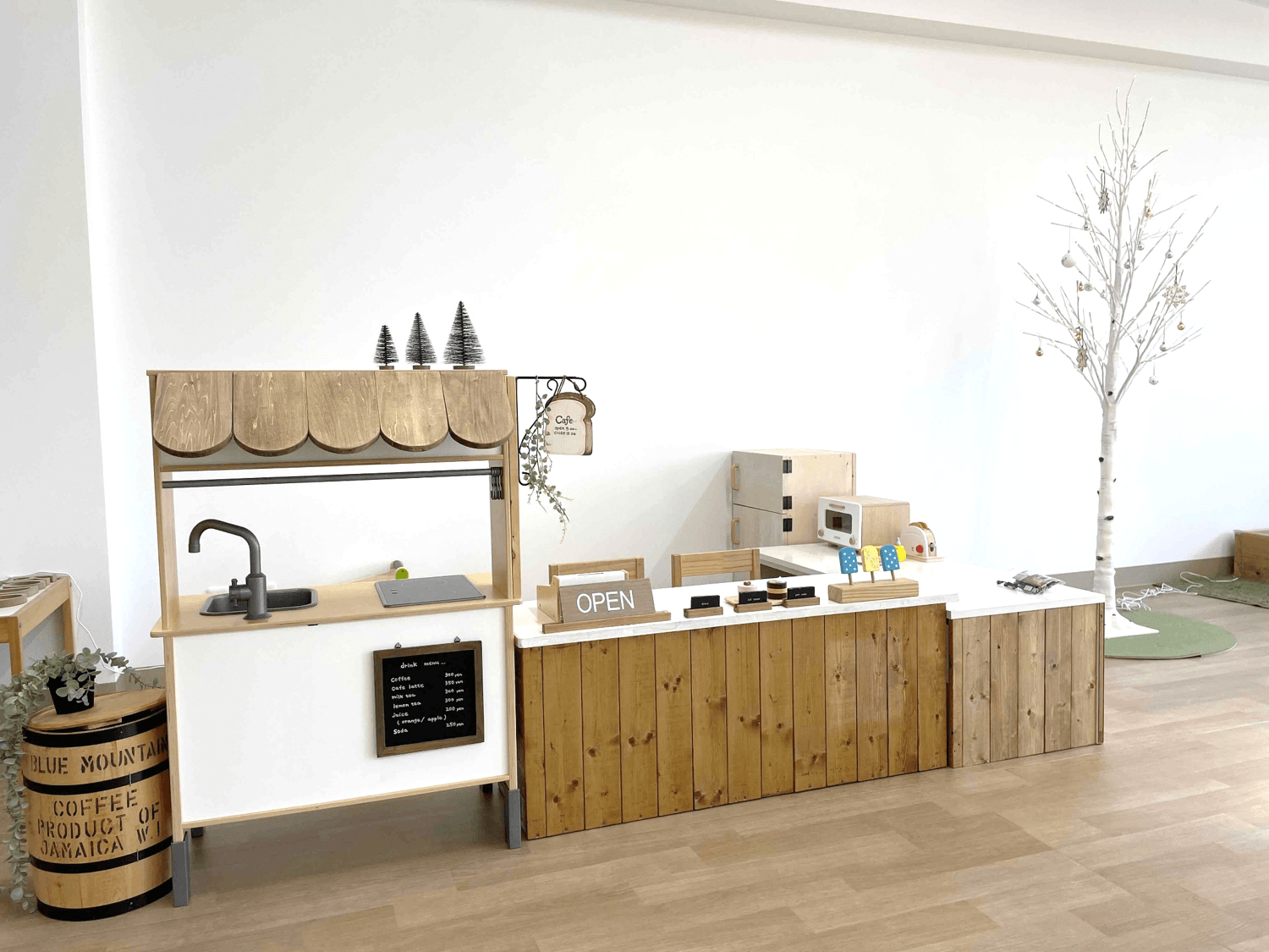 地域子育て支援センター(2)