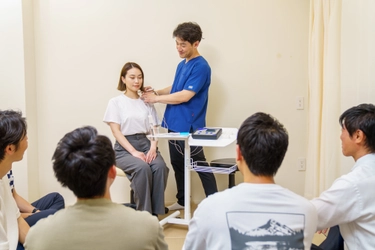 プロを目指す高校球児の肩と肘を守る 微弱電流療法を使用した活動を3月12日より実施