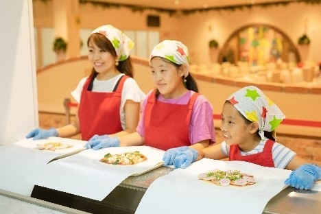 ベビースター ピザづくり体験2