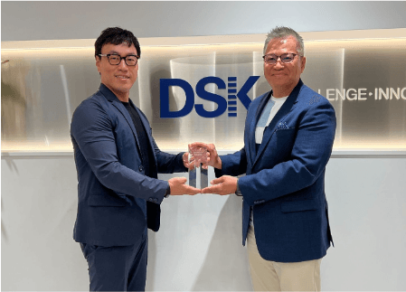 写真左:電算システム 執行役員 クラウドインテグレーション事業部長 北村 友史  右:Asana Eron Sunando 氏