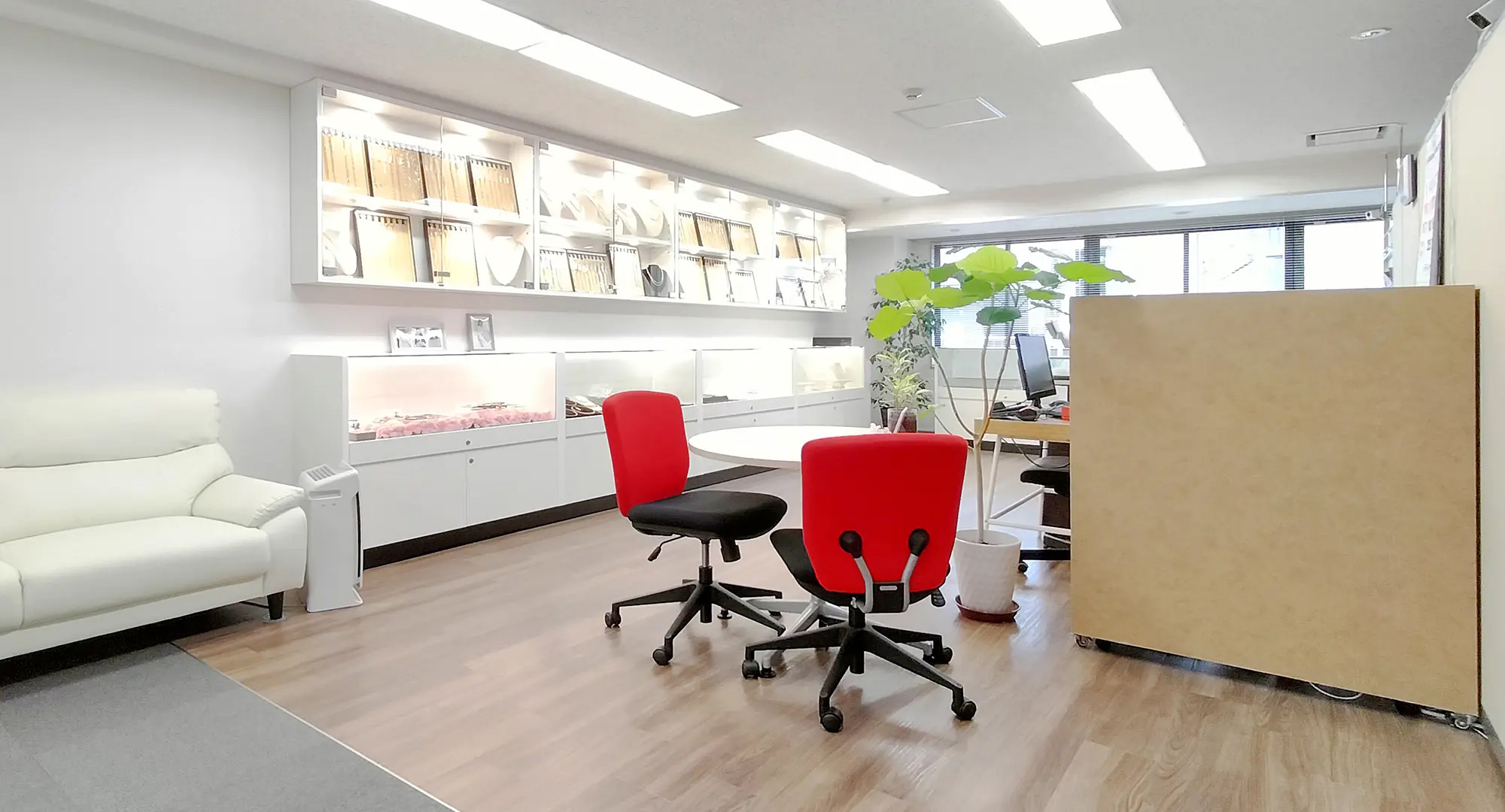宝神株式会社 本社ショールーム