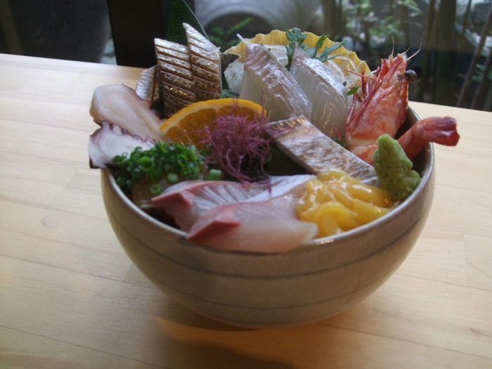 海鮮丼