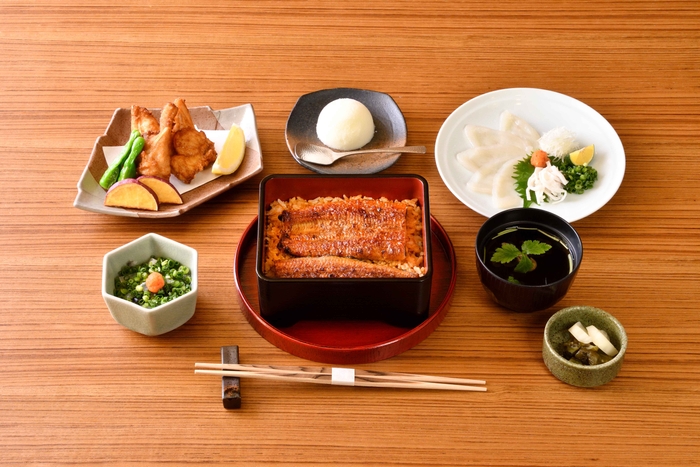 玄品ならでは「ふぐ」と「鰻」玄鰻コース