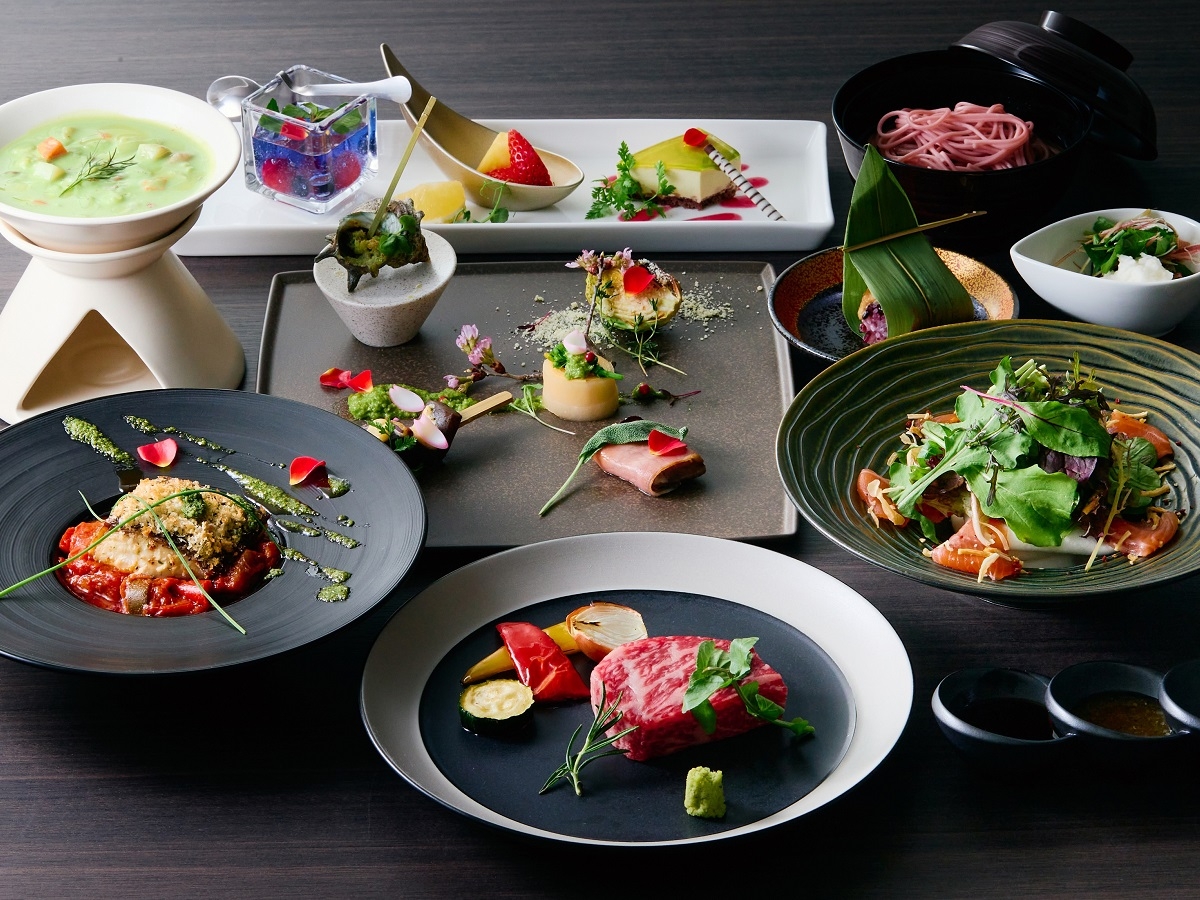 ご夕食 ※イメージ ©AVII IMAGEWORKS