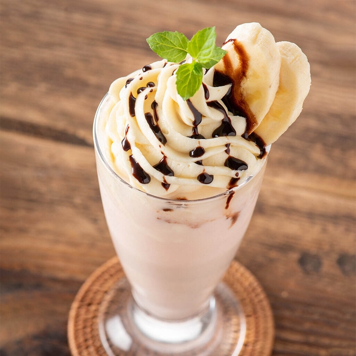 「バナナミルクの素」で作る「パフェ風ドリンク」