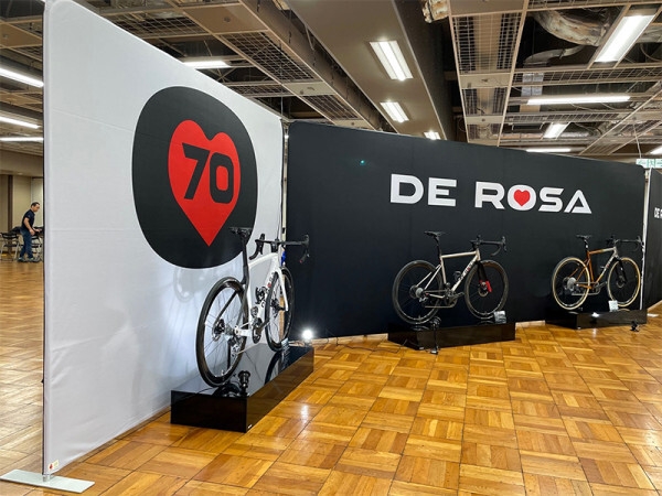 クイックパネルによる展示 (C)株式会社日直商会