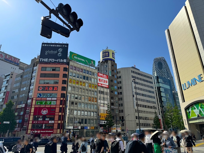 モバステ新宿店 ビル