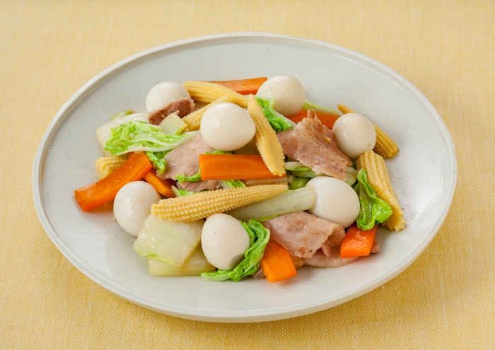 うずら卵たっぷり!八宝菜風中華炒め(「うずら卵水煮」使用)