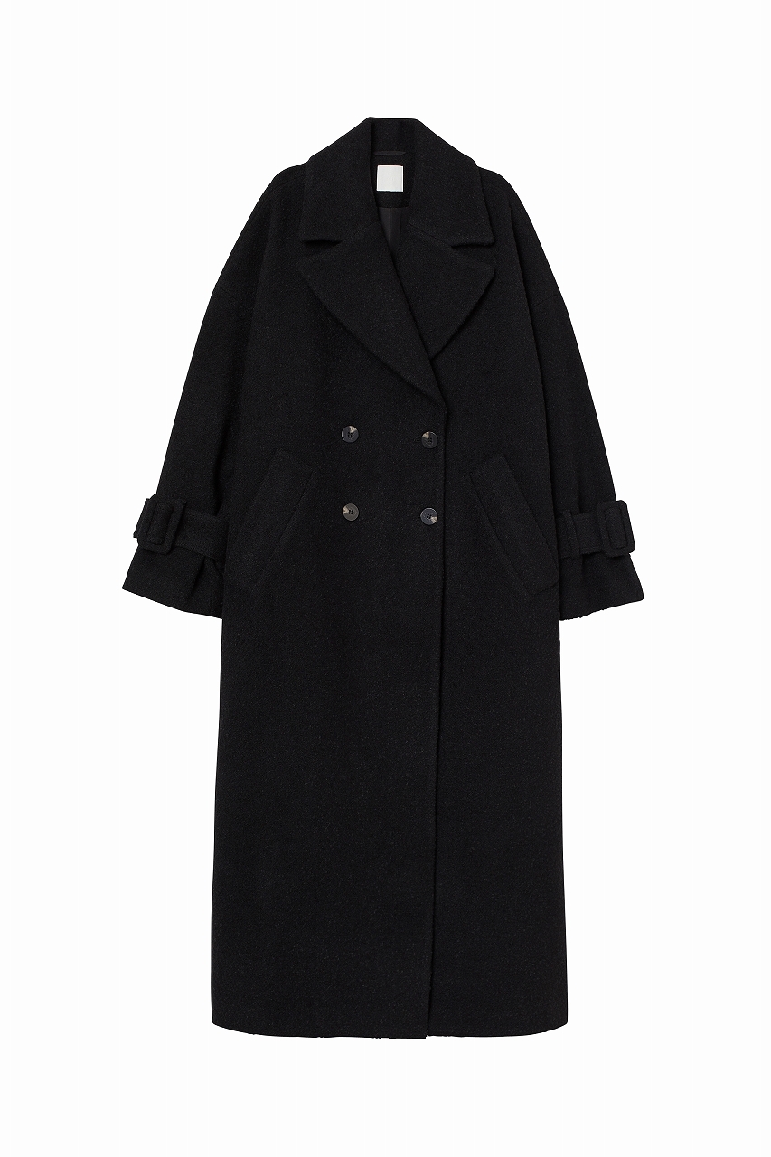 ウールブレンドロングコート¥9,999(52% リサイクルウール 46% リサイクルポリエステル)