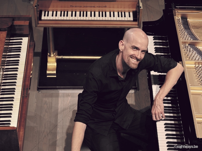 アンソニー・ロマニウク Anthony Romaniuk