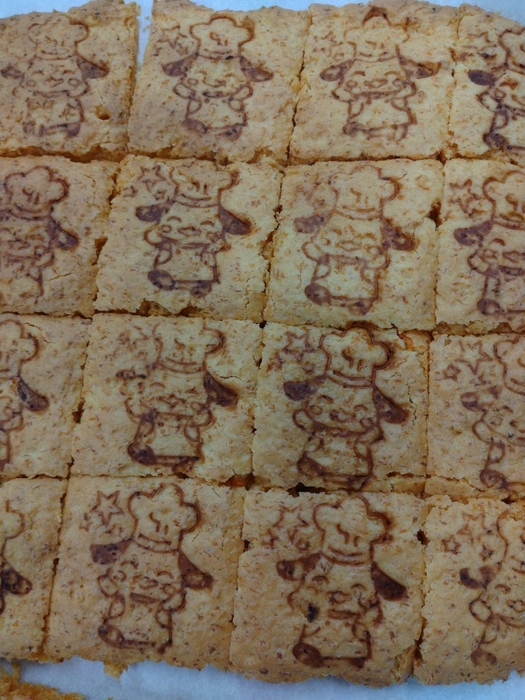 民間ロケット2号機打ち上げ記念焼き菓子「にんじんパウンドケーキ」(イメージ)