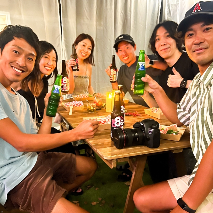 外の席でワイワイ楽しんでください!