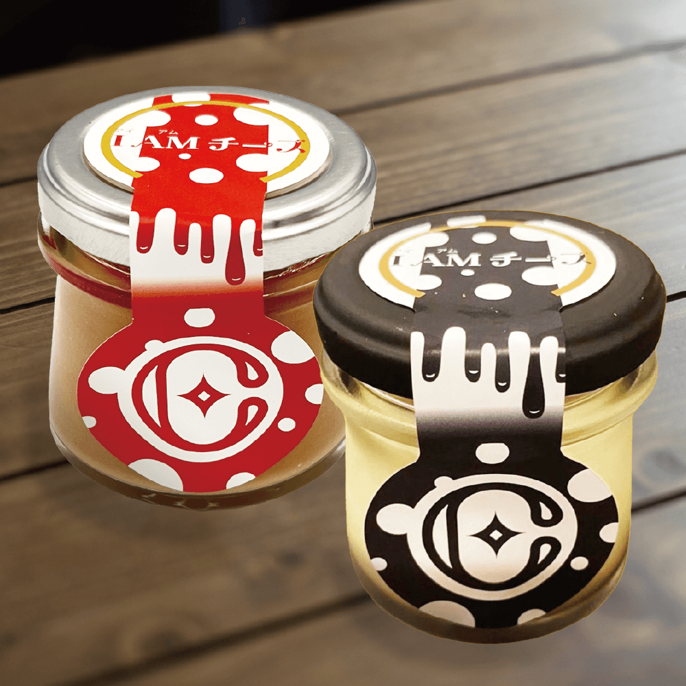 I AM チーズ 左: I AM チョコチーズプリン /右: I AM チーズプリン