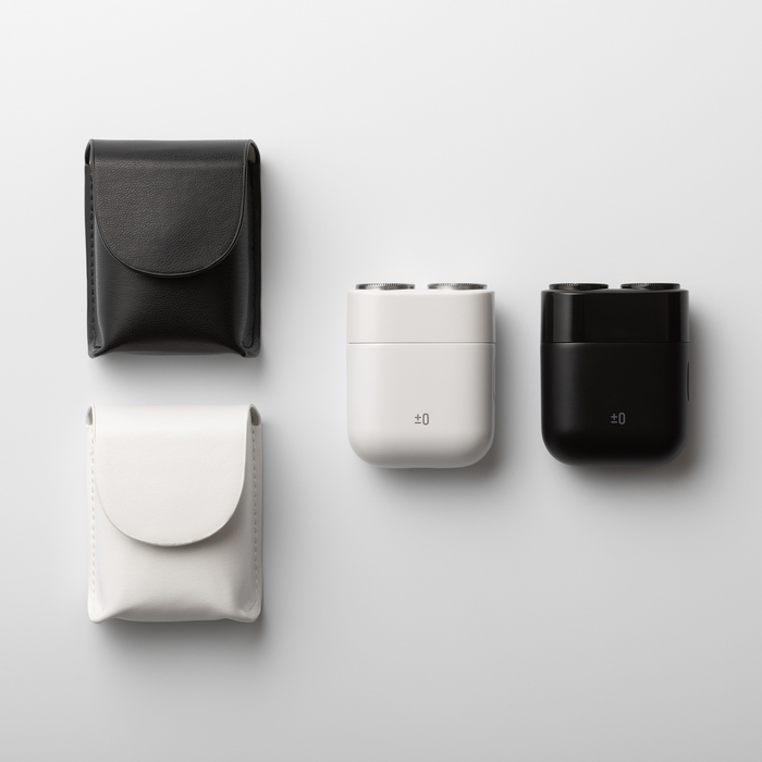 本体と同色のケース付き