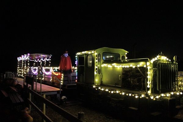 「光るトロッコで宝探し」を初開催!