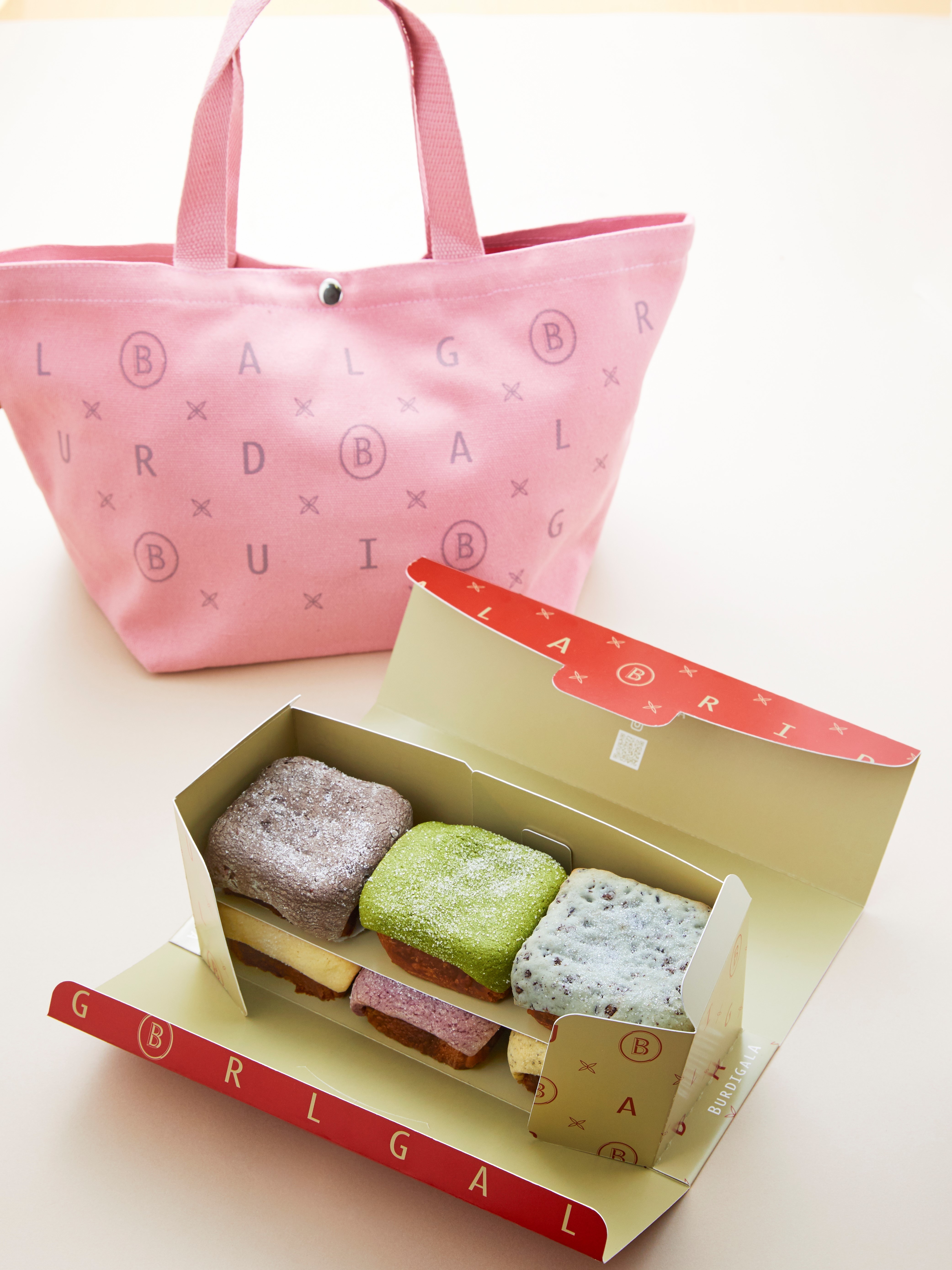 オープニングプレゼント 非売品トートバッグ