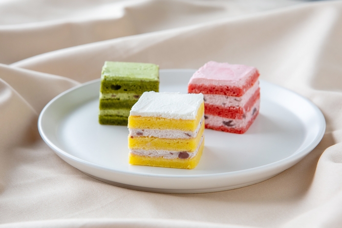 「お~!MOCCI」<抹茶><プレーン><苺> 1箱3個入 891円(税込)