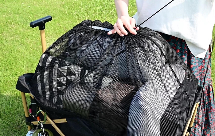 上部のメッシュカバーにより積載効率が大幅アップ!