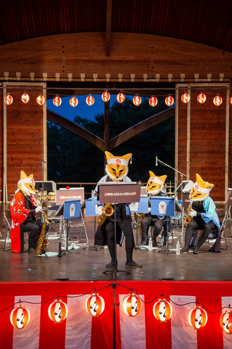 サックス四重奏　サキソフォックス