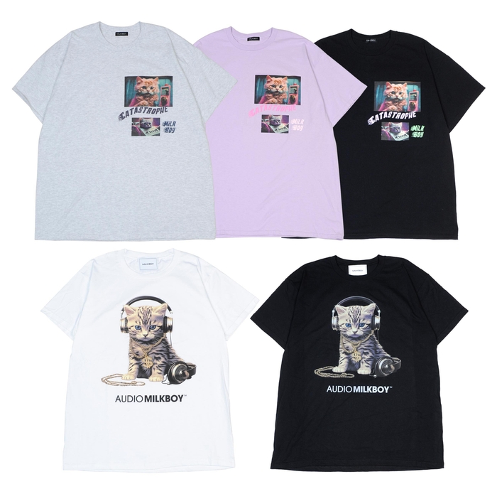 『CAT ASTROPHE TEE』8,800円(税込) ＆『AUDIO CAT TEE』 8,580円(税込)