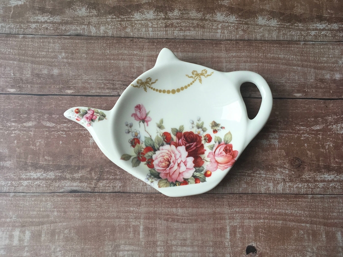 ポーセラーツのプレート作り by 柴田鮎美