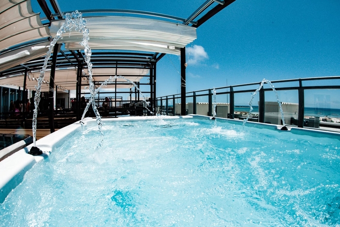 園内:epica beach club