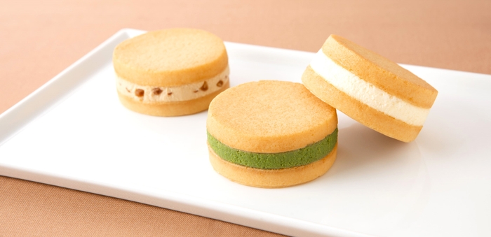 「洛甘バターサンド」<マロン><抹茶><プレーン> 各324円(税込)