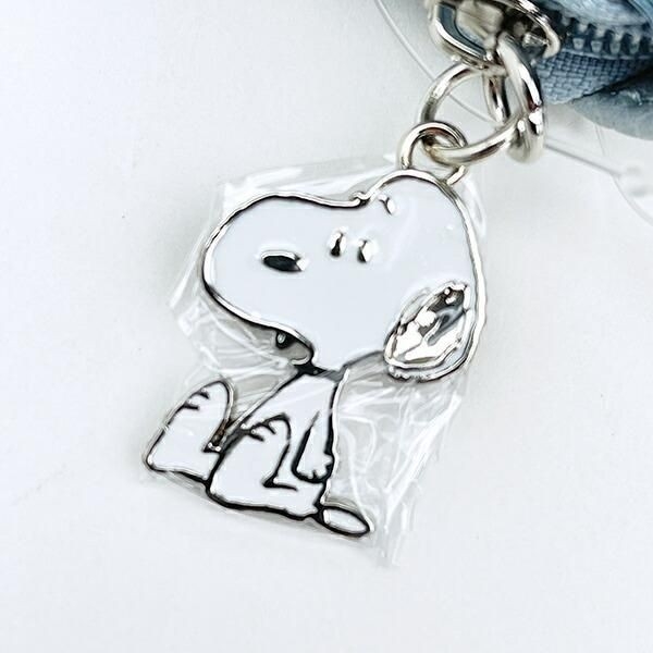 スヌーピーの大人っぽいコンパクトな財布