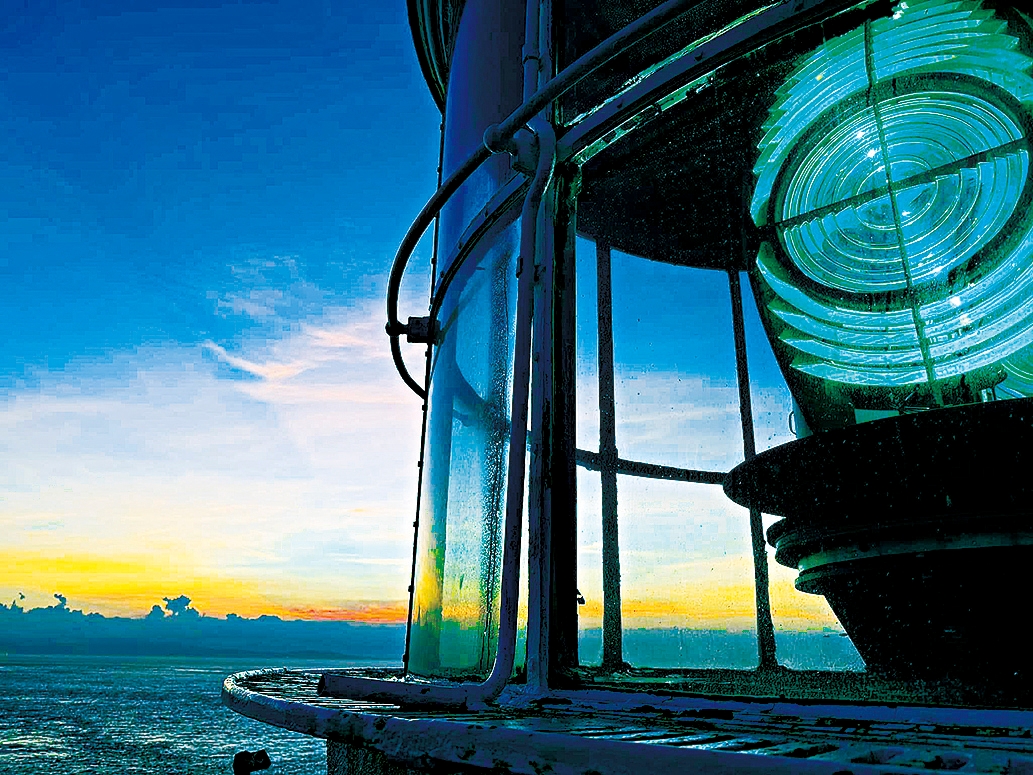 佐田岬灯台エメラルドタイムツアー