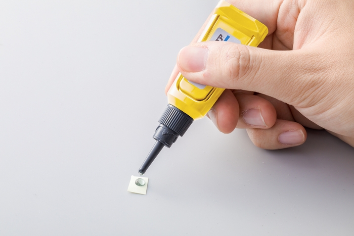 アロンアルフア 光を滴下