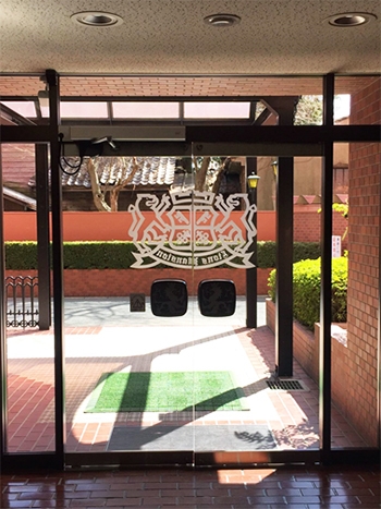 【dormakaba(ドルマカバ社製)スイングドアオペレーター ED-100】施工画像1