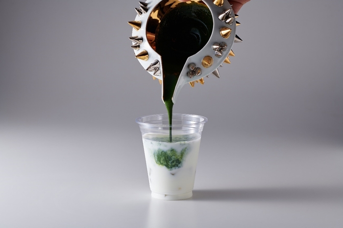 自社工場で仕上げた上質な抹茶をご注文ごとにお点てして仕上げる Matcha Latte(ICE) 税別550円