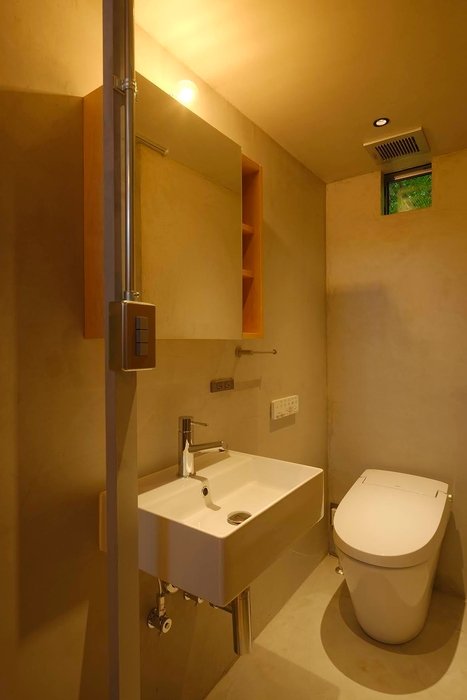 トイレ・洗面所(写真：鳥村鋼一)