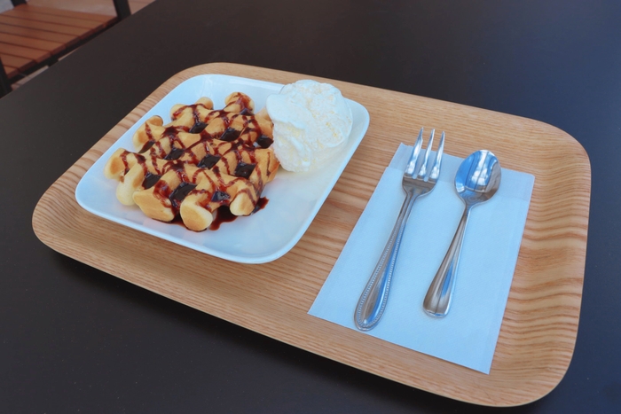 チョコレート&ホイップワッフル