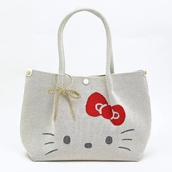 可愛すぎて思わず二度見！ハローキティのラメ入りが上品なニットバッグはホリデーの主役