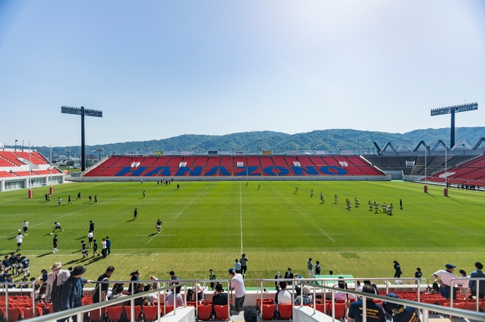 ふかふかの芝生のグラウンド